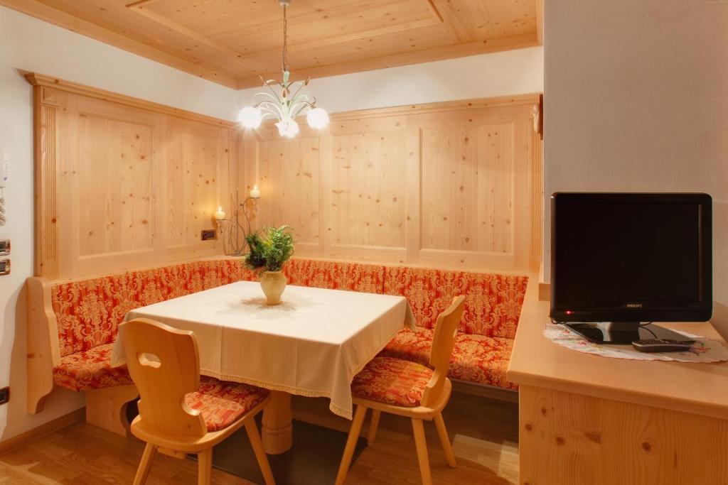 Residence Forcelles San Cassiano  Room photo
